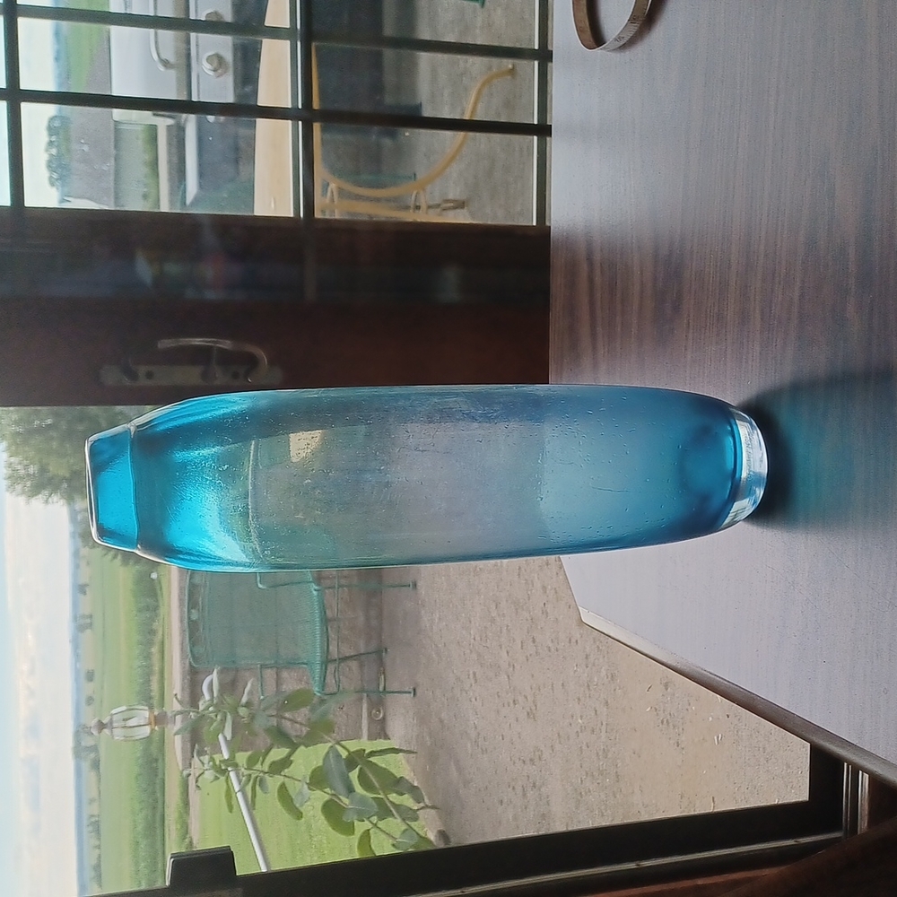 Vintage Hysteria Art Glass vase, 16.5" blue at bottom, bluish green top, solid